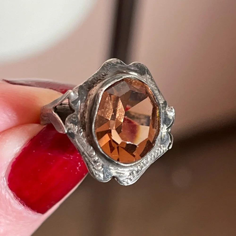 Antique Art Deco 1920’s Sterling Silver pink brown Glass Victorian Signet Ring - Picture 4 of 17